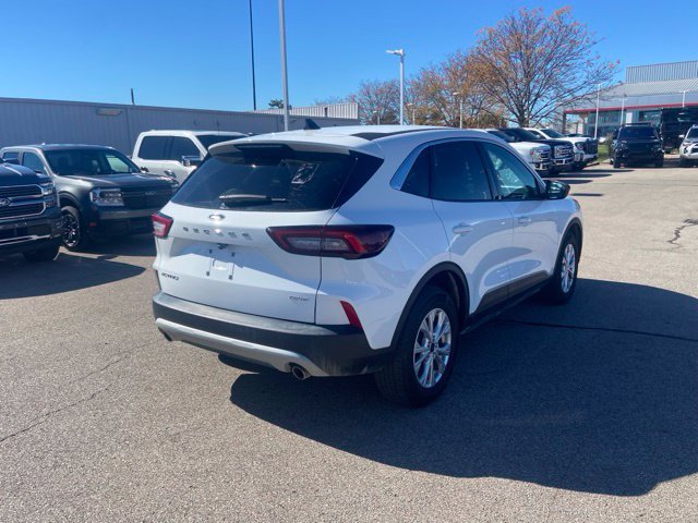 Certified 2023 Ford Escape Active AWD/4WD image 5