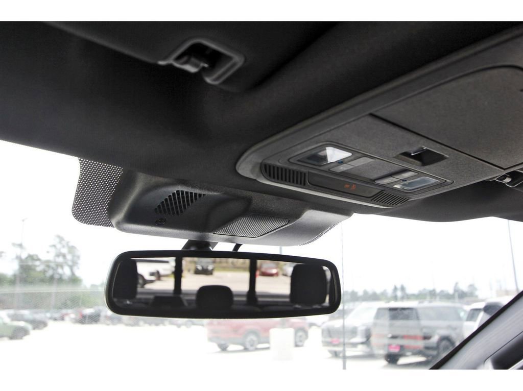 Certified 2022 Ford F150 XLT w/ Equipment Group 302A High image 24