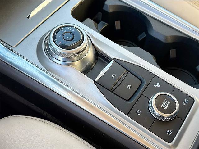 Certified 2022 Ford Explorer Platinum w/ Equipment Group 601A image 15