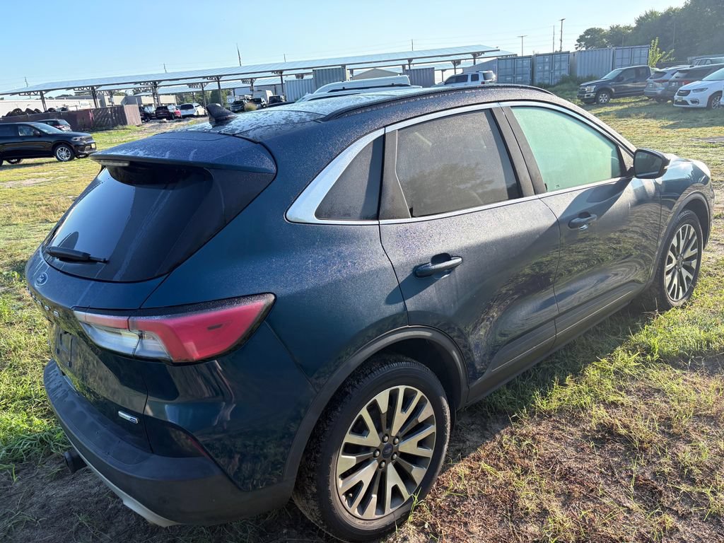Certified 2020 Ford Escape Titanium AWD/4WD image 16