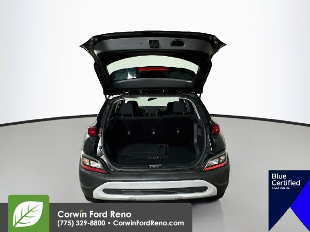 Used 2022 Hyundai Kona SE FWD image 28