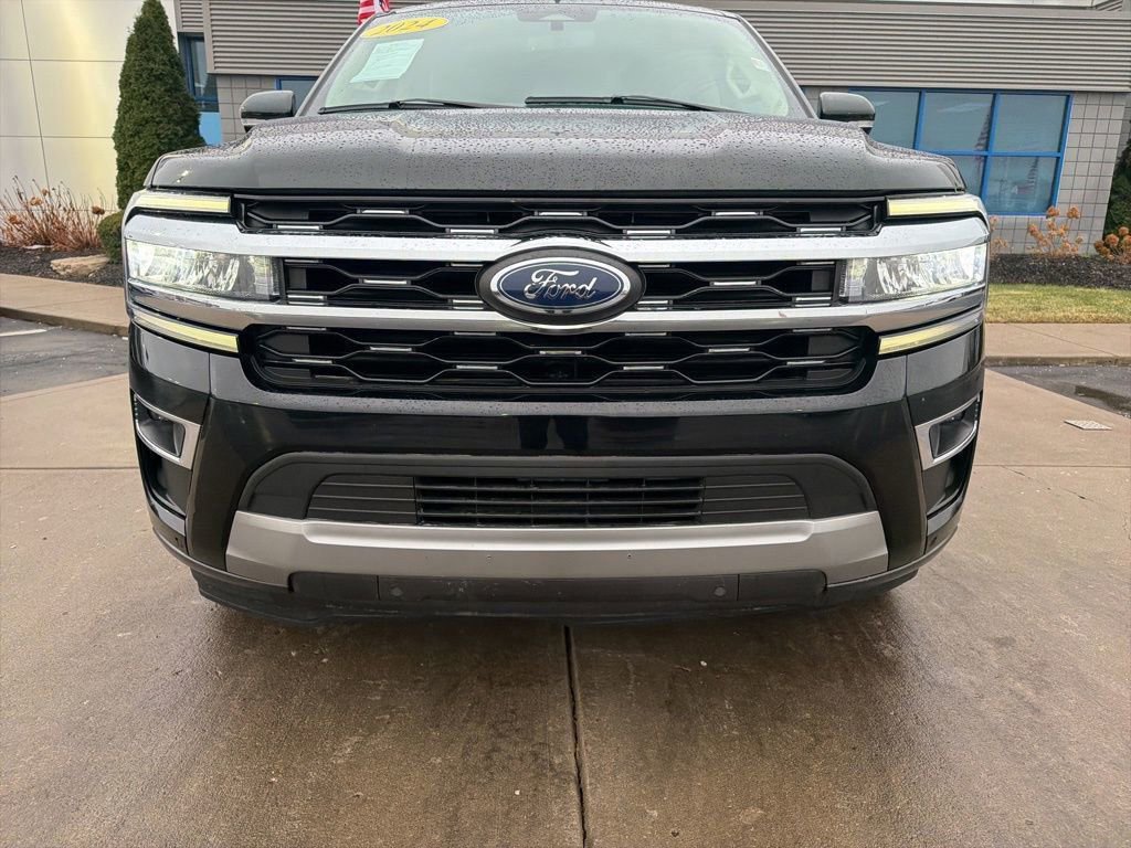 Certified 2024 Ford Expedition Limited image 10