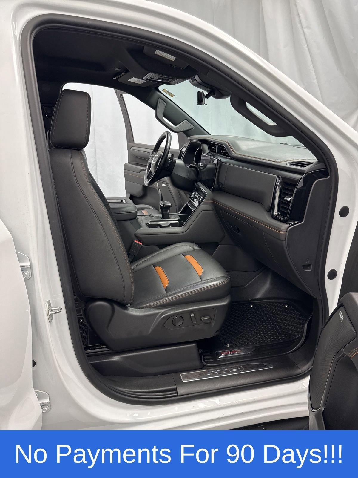 Used 2022 GMC Sierra 1500 AT4 w/ Technology Package AWD/4WD image 29