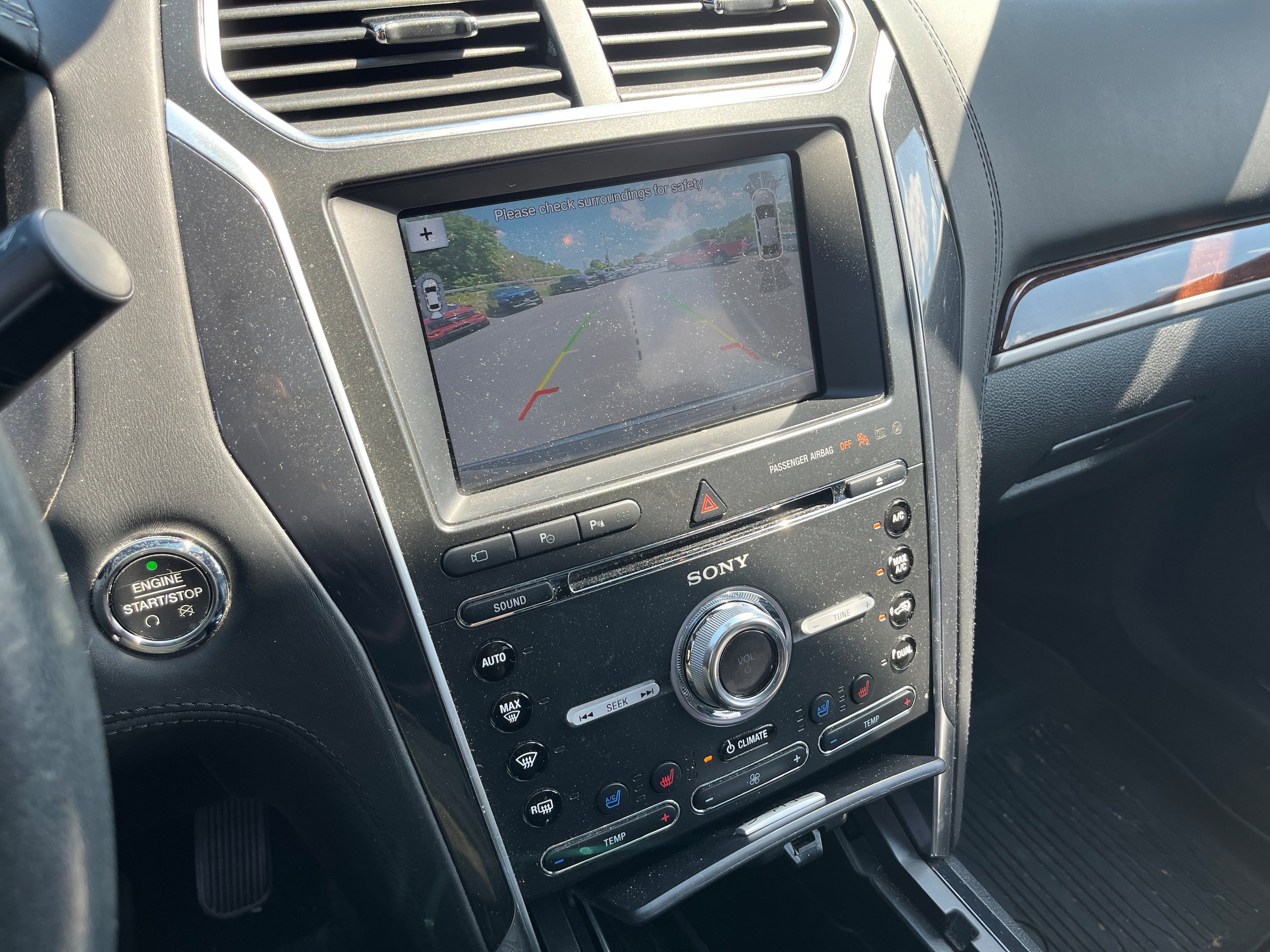 Certified 2018 Ford Explorer Platinum AWD/4WD image 16