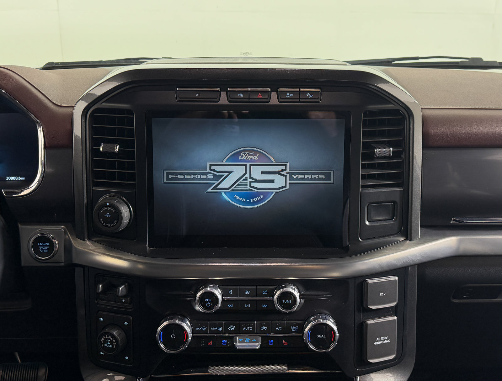 Certified 2023 Ford F150 Lariat w/ Equipment Group 502A High AWD/4WD image 11