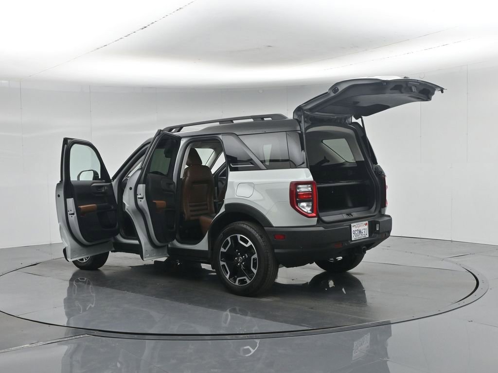 Certified 2023 Ford Bronco Sport Outer Banks w/ Tech Package AWD/4WD image 38