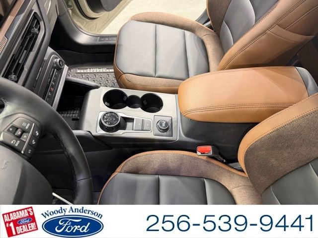 Certified 2025 Ford Bronco Sport Outer Banks w/ Outer Banks Tech Package+ AWD/4WD image 18