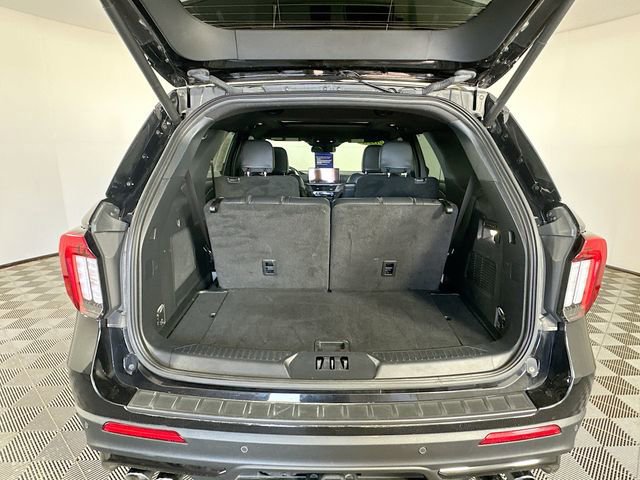 Certified 2025 Ford Explorer ST image 34