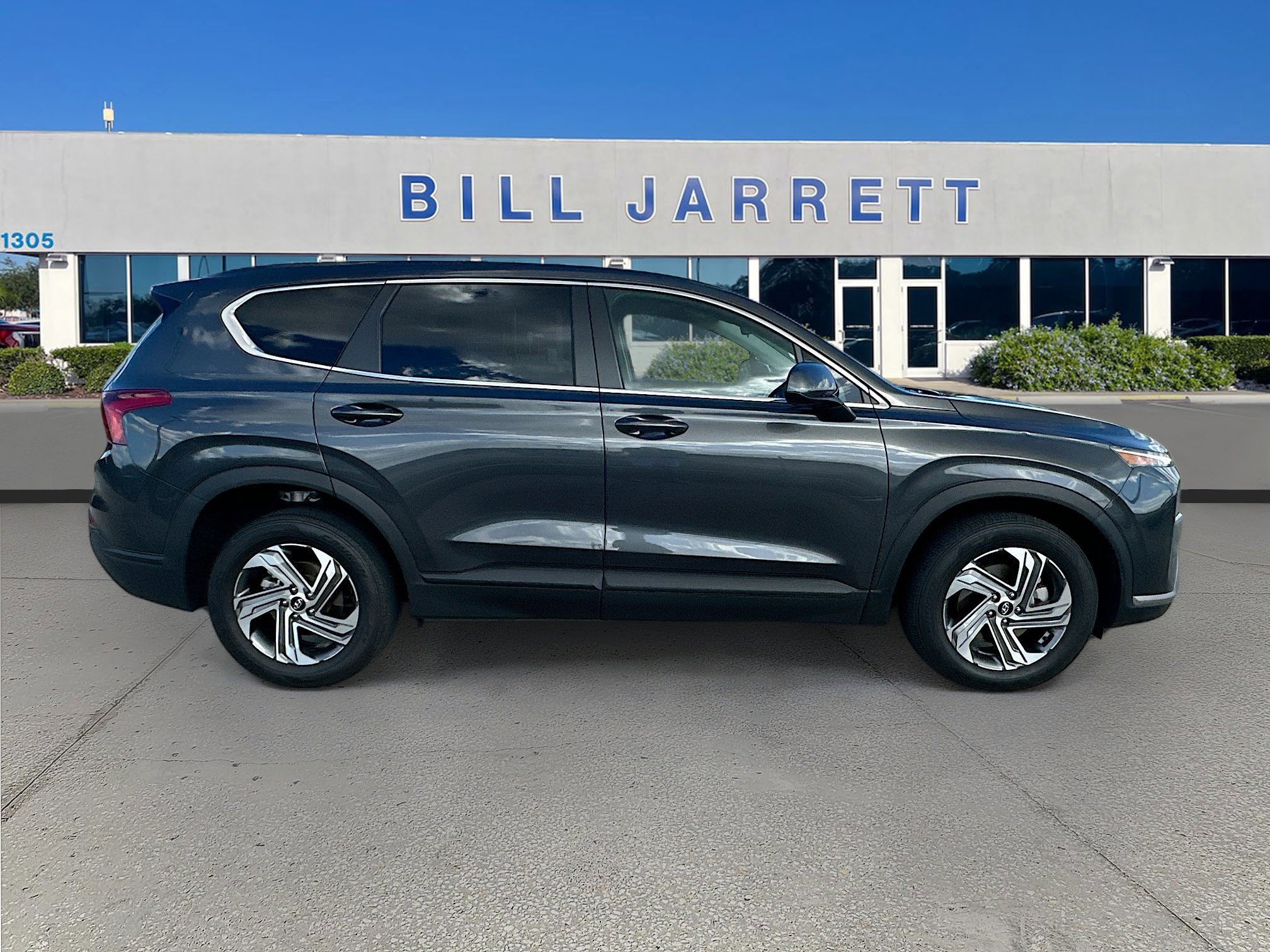 Used 2023 Hyundai Santa Fe SE image 6