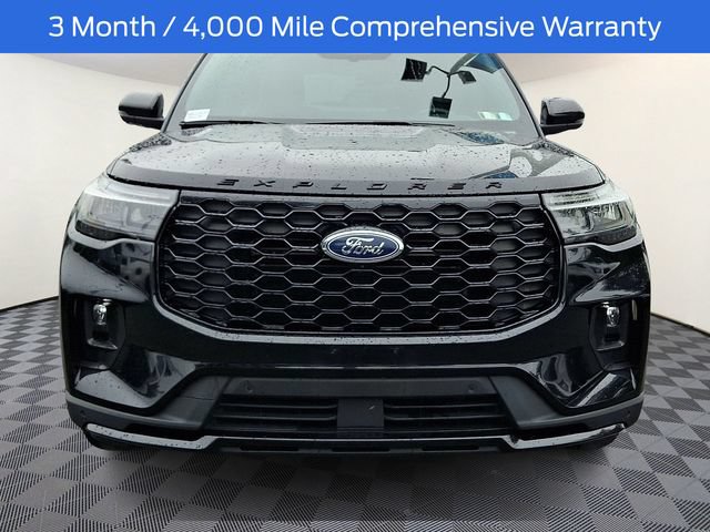 Certified 2025 Ford Explorer ST-Line AWD/4WD image 2