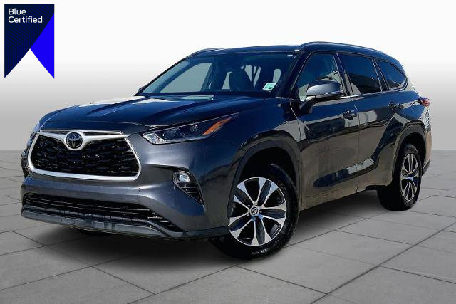 Used 2021 Toyota Highlander XLE image 1
