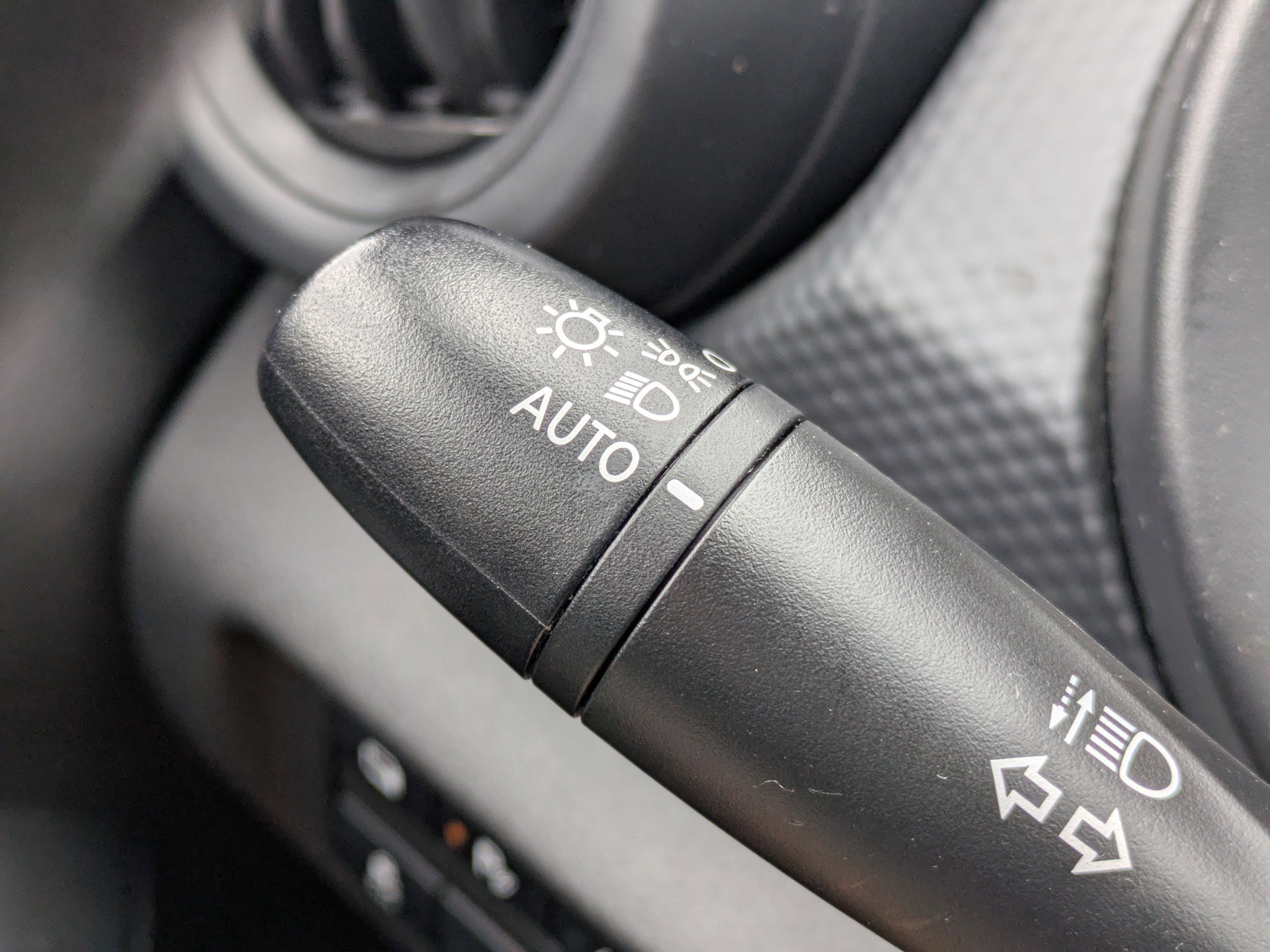 Used 2023 Nissan Kicks S image 26