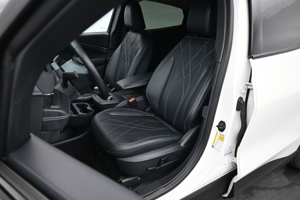 Certified 2024 Ford Mustang Mach-E Select RWD image 9