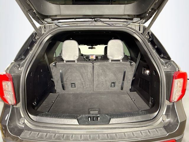 Certified 2020 Ford Explorer XLT w/ Equipment Group 202A image 26