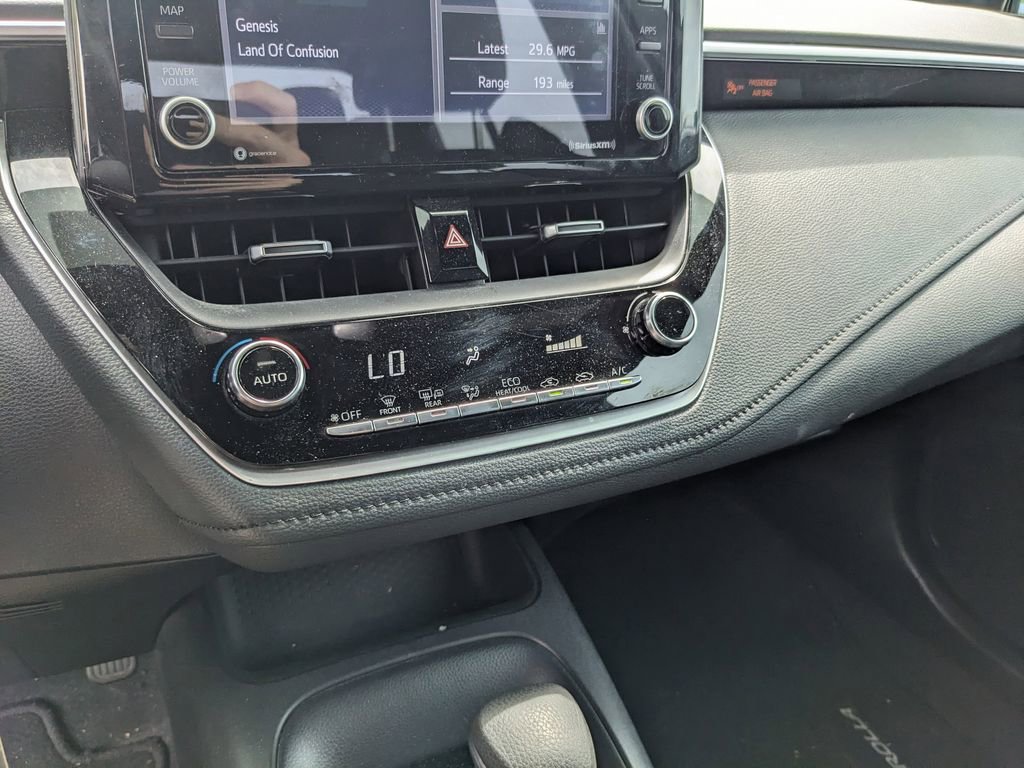 Used 2022 Toyota Corolla SE image 24