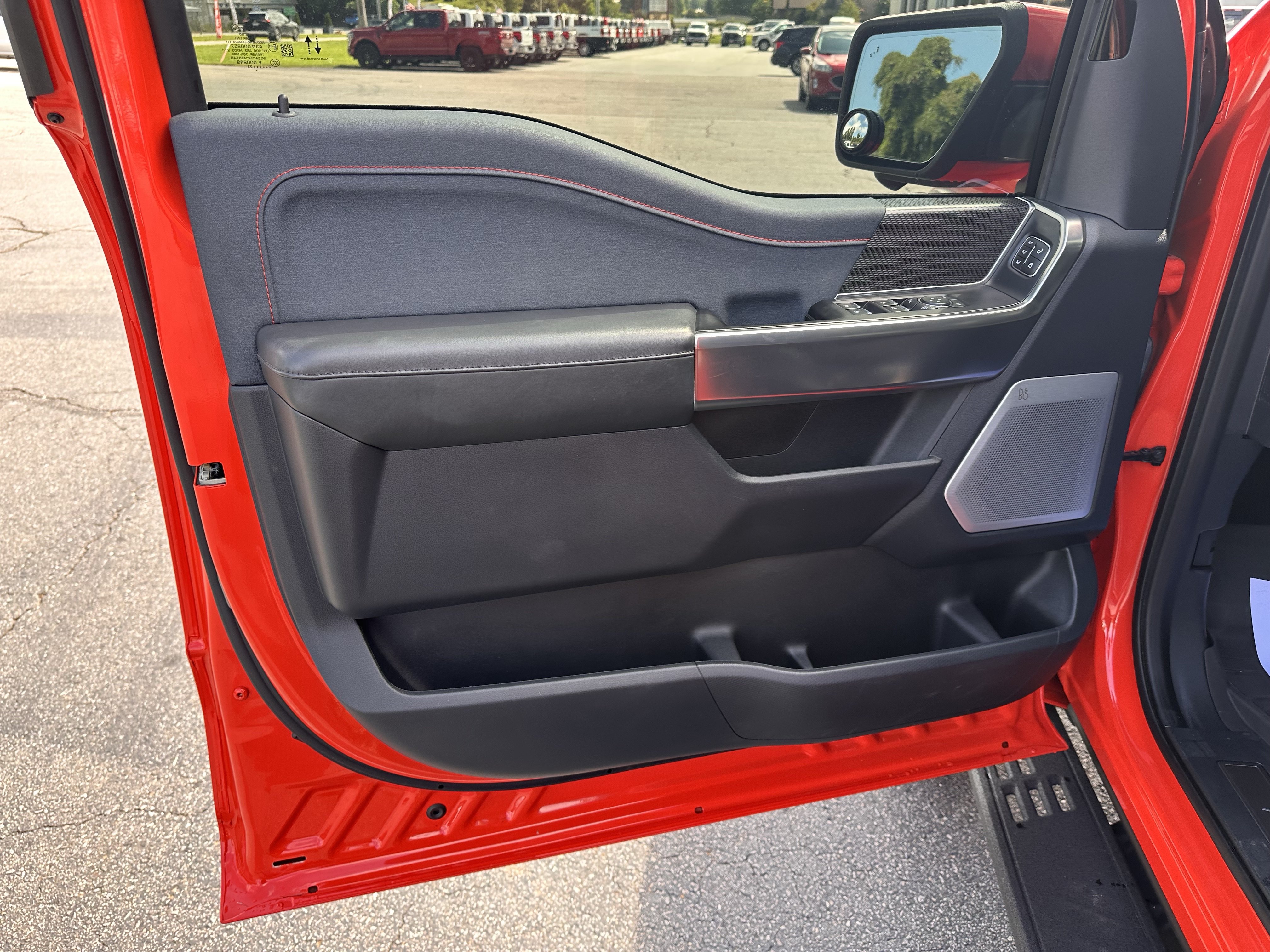 Certified 2023 Ford F150 Raptor w/ Raptor 37 Performance Package AWD/4WD image 11