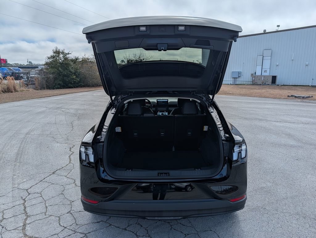 Certified 2025 Ford Mustang Mach-E Select w/ Comfort Package Lite image 29