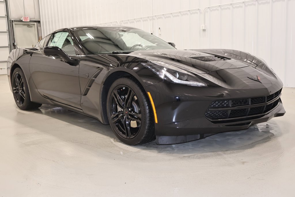 Used 2017 Chevrolet Corvette Stingray Coupe w/ Carbon Flash Badge Package image 41