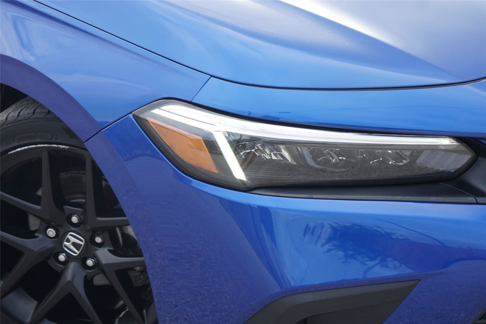 Used 2022 Honda Civic Sport image 3