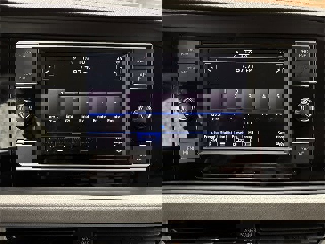 Used 2024 Volkswagen Jetta S image 7