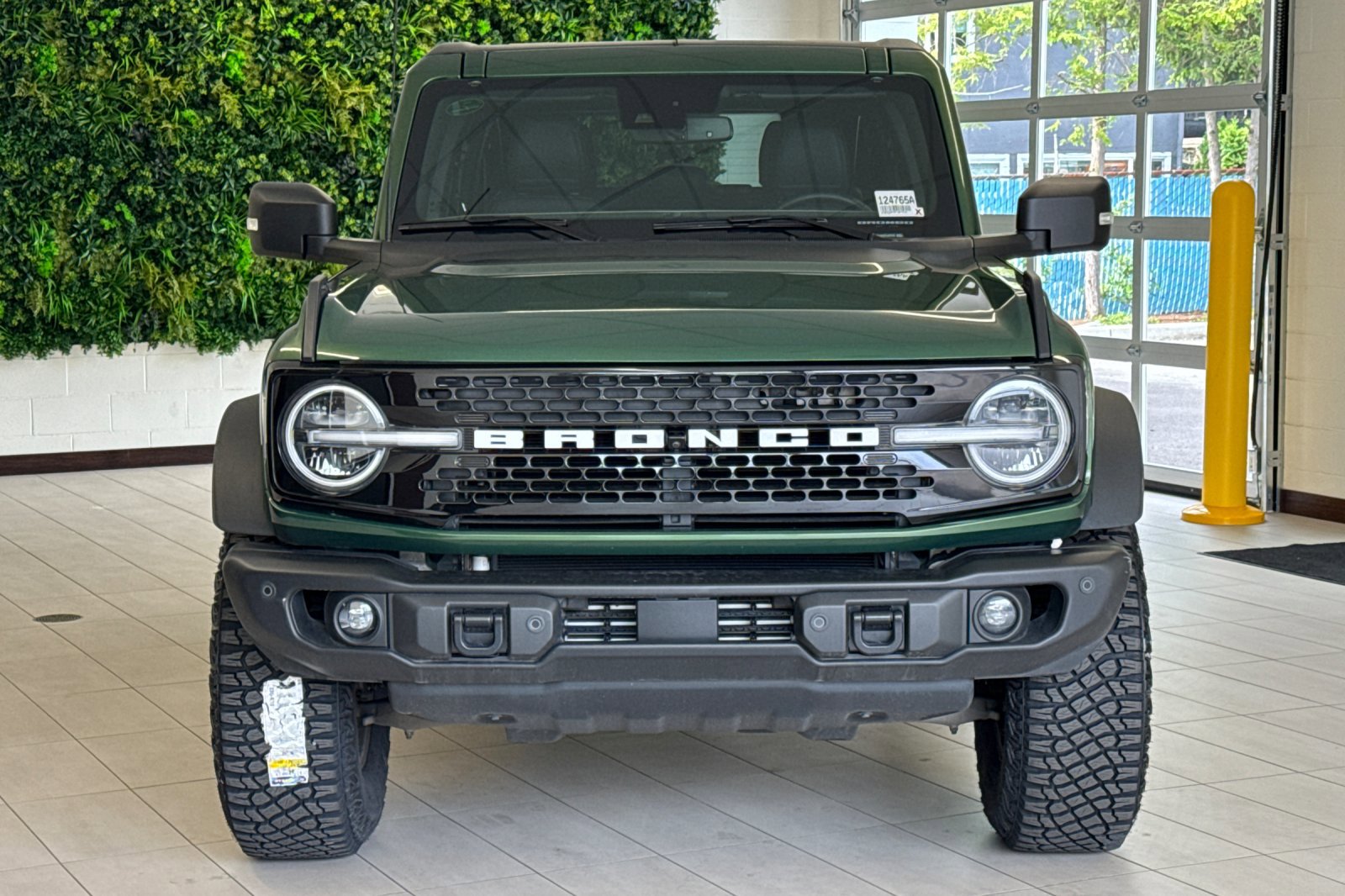 Certified 2023 Ford Bronco Wildtrak AWD/4WD image 9