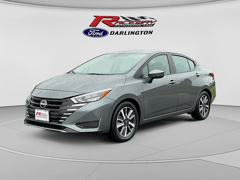 Used 2025 Nissan Versa SV FWD image 1