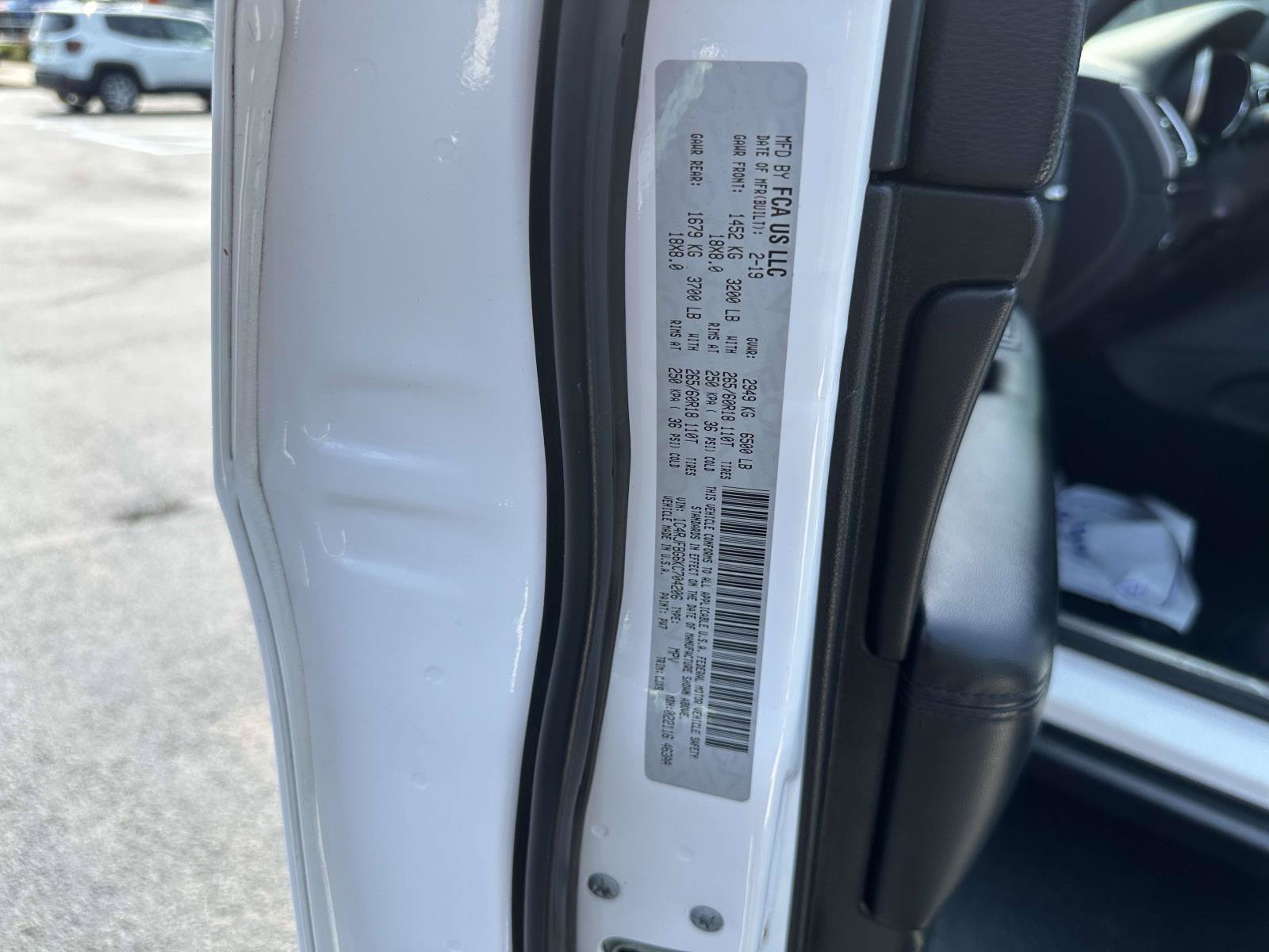Used 2019 Jeep Grand Cherokee Limited AWD/4WD image 15