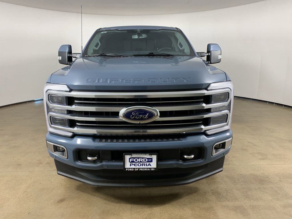 Certified 2023 Ford F250 Limited AWD/4WD image 3