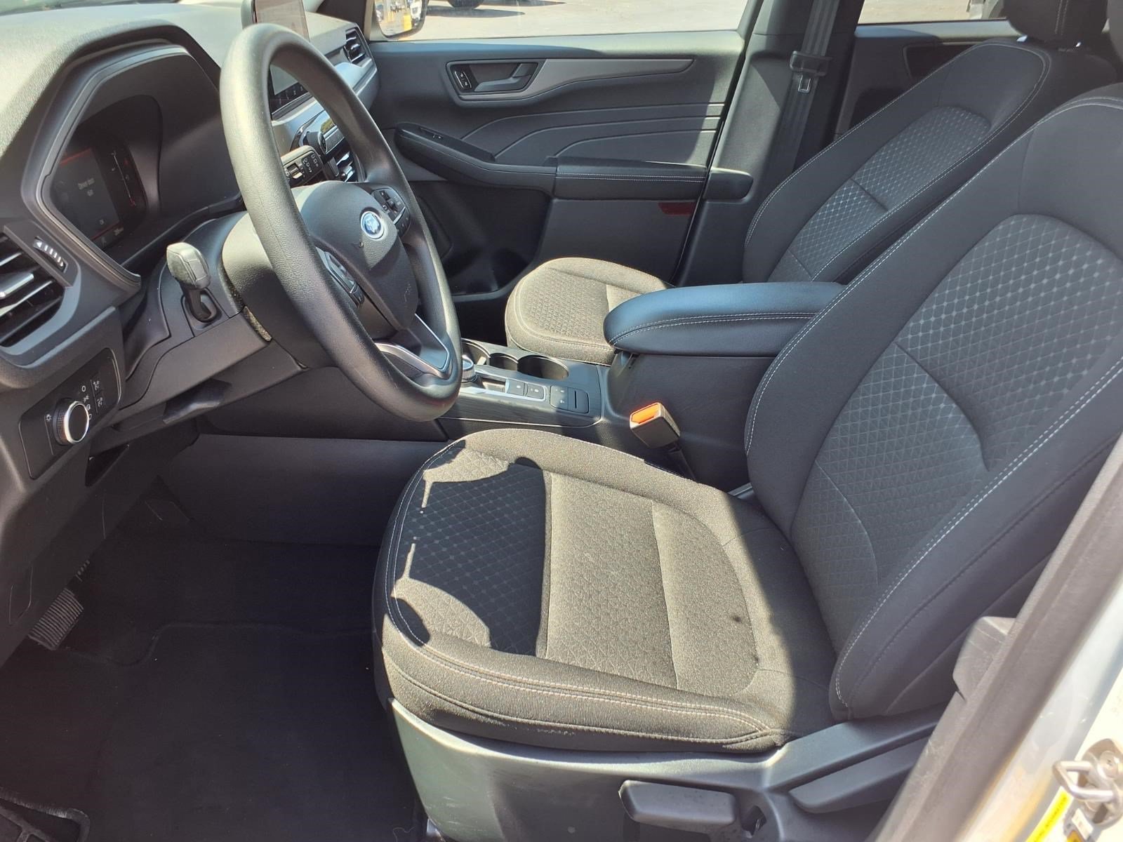 Certified 2025 Ford Escape Active AWD/4WD image 13