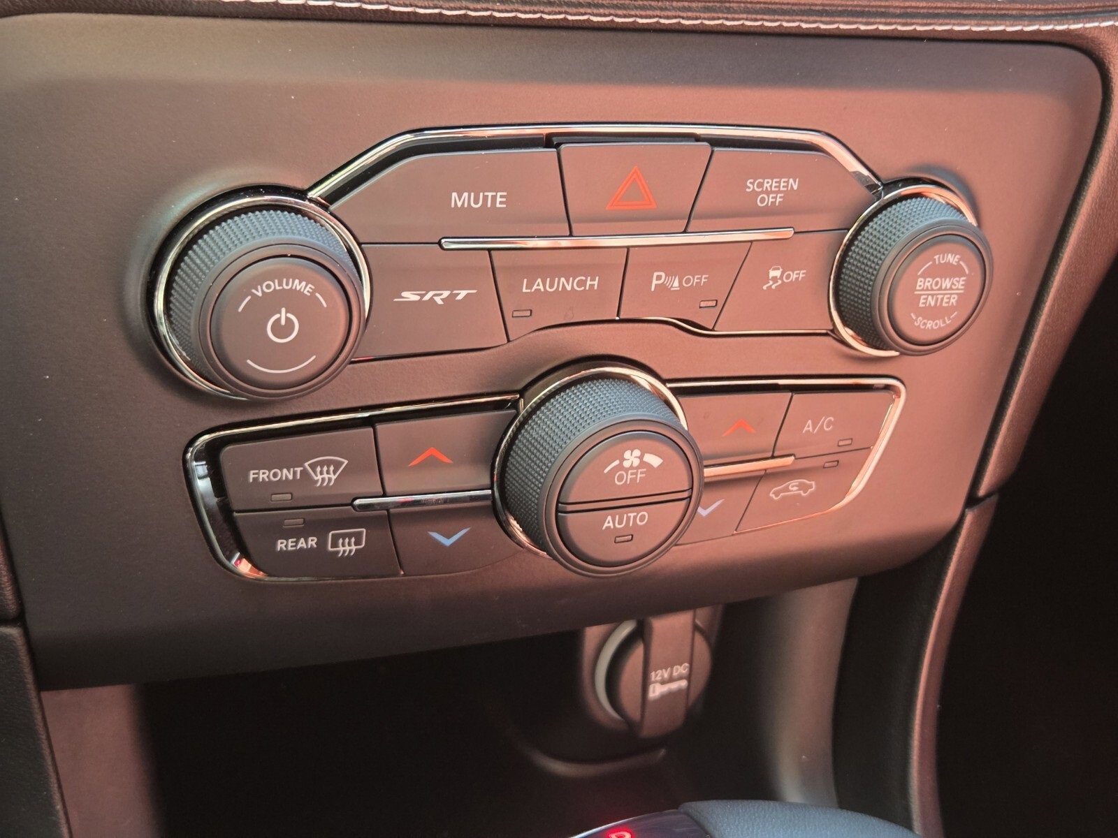 Used 2022 Dodge Charger SRT Hellcat w/ Carbon/Suede Interior Package image 22