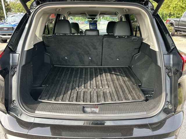 Used 2025 Nissan Rogue SV AWD/4WD image 22