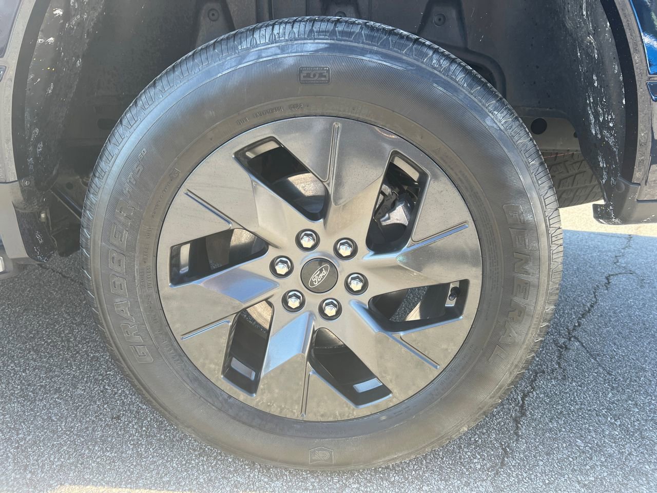 Certified 2023 Ford F150 Lightning Lariat w/ Equipment Group 511A High image 27