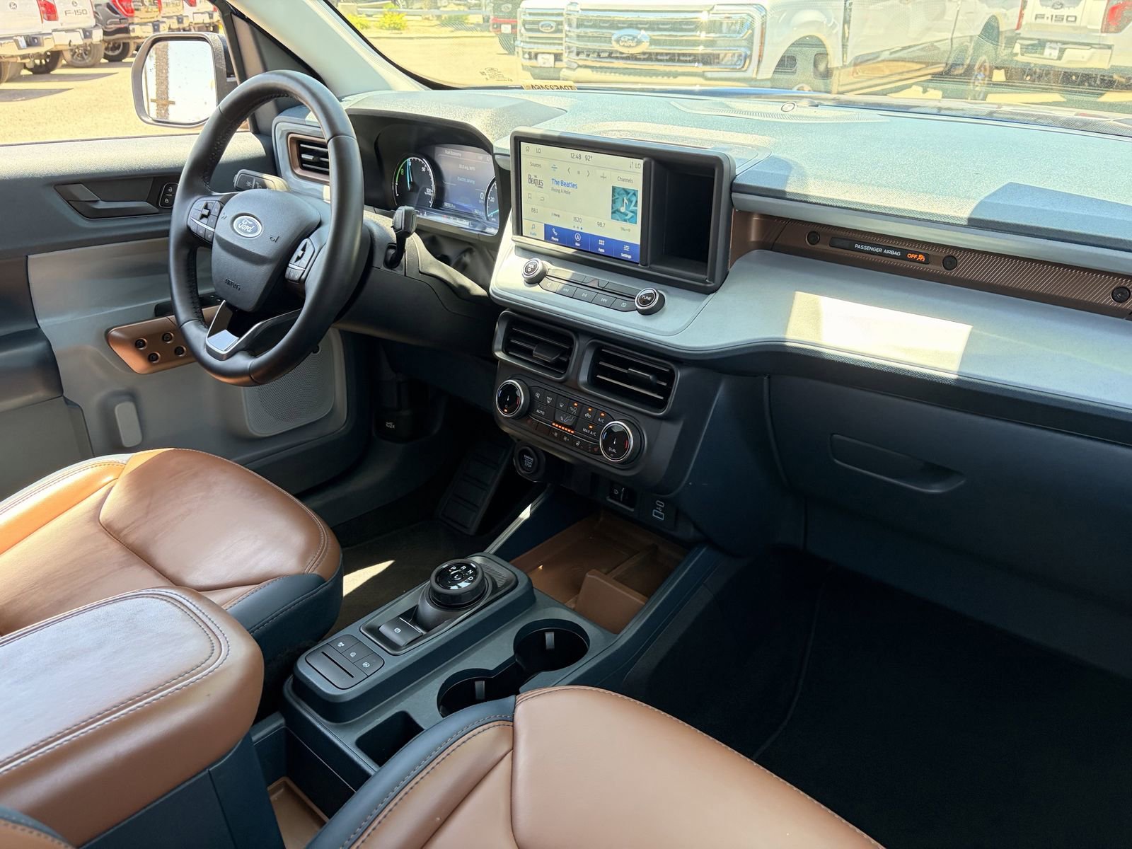 Certified 2024 Ford Maverick Lariat FWD image 12