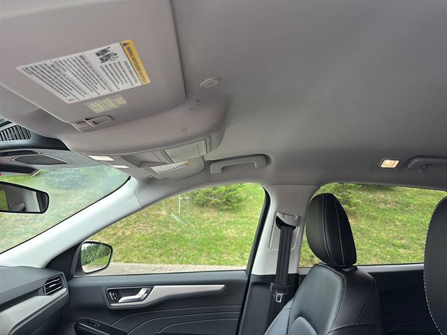Certified 2022 Ford Escape SEL AWD/4WD image 15