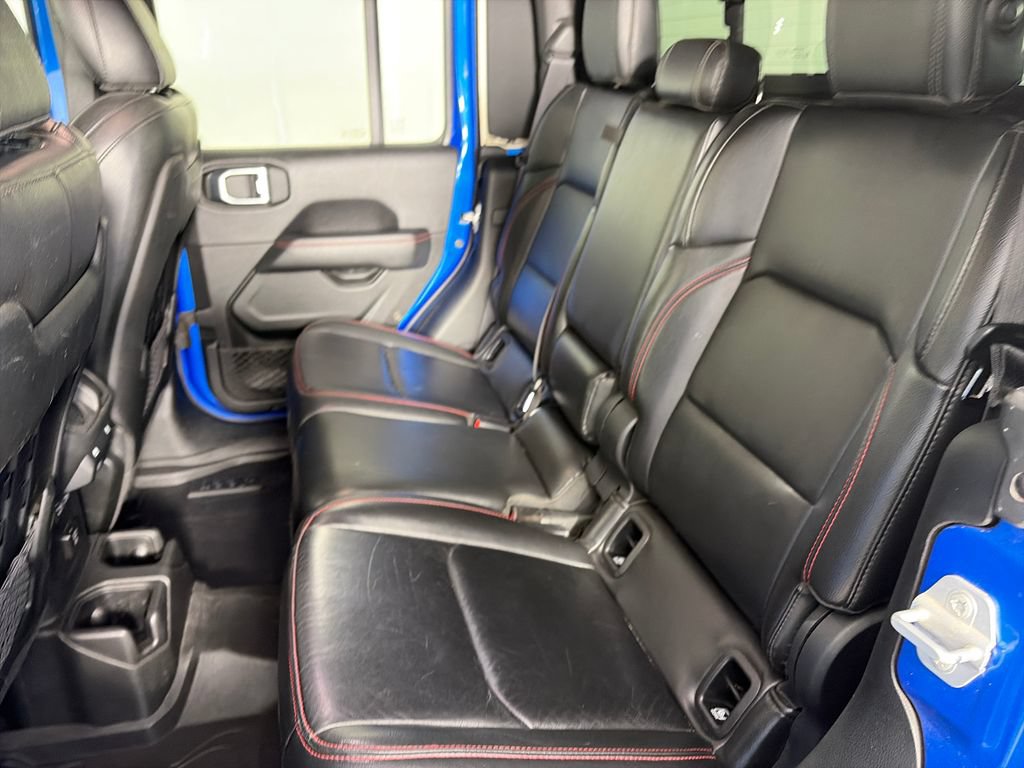 Used 2022 Jeep Gladiator Rubicon w/ LED Lighting Group AWD/4WD image 13