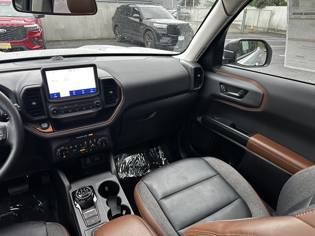 Certified 2023 Ford Bronco Sport Outer Banks w/ Tech Package AWD/4WD image 17