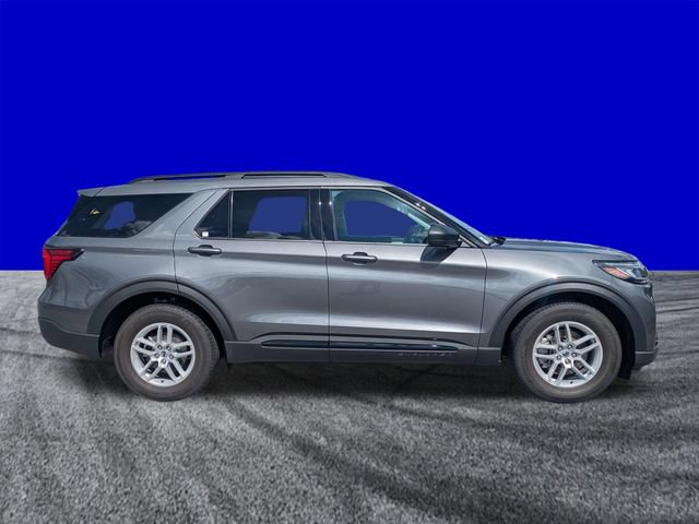 Certified 2026 Ford Explorer Active w/ Active Comfort Package RWD image 3