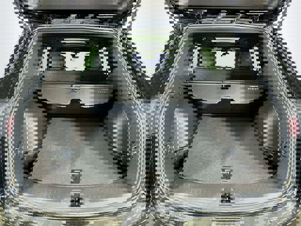 Used 2023 Chevrolet Blazer RS w/ Enhanced Convenience Package image 24