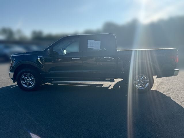 Certified 2025 Ford F150 XLT w/ Equipment Group 301A Standard AWD/4WD image 5