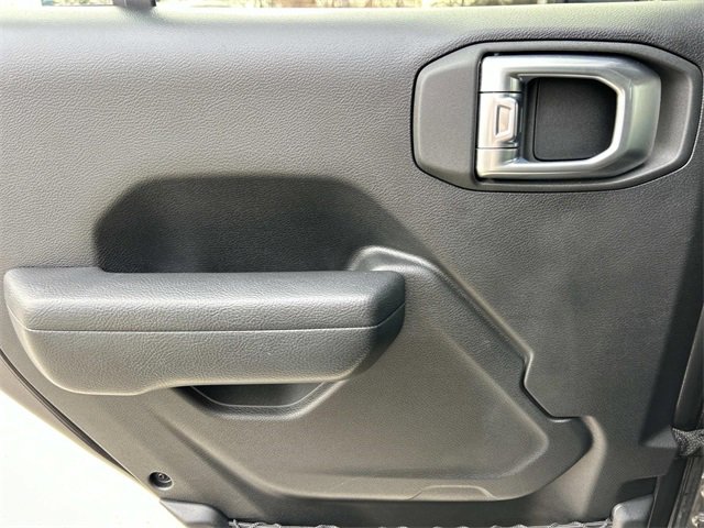 Used 2023 Jeep Wrangler Unlimited Rubicon w/ Xtreme 35 Tire Package image 18