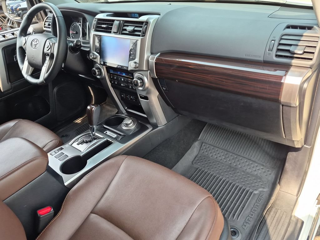 Used 2023 Toyota 4Runner Limited AWD/4WD image 36
