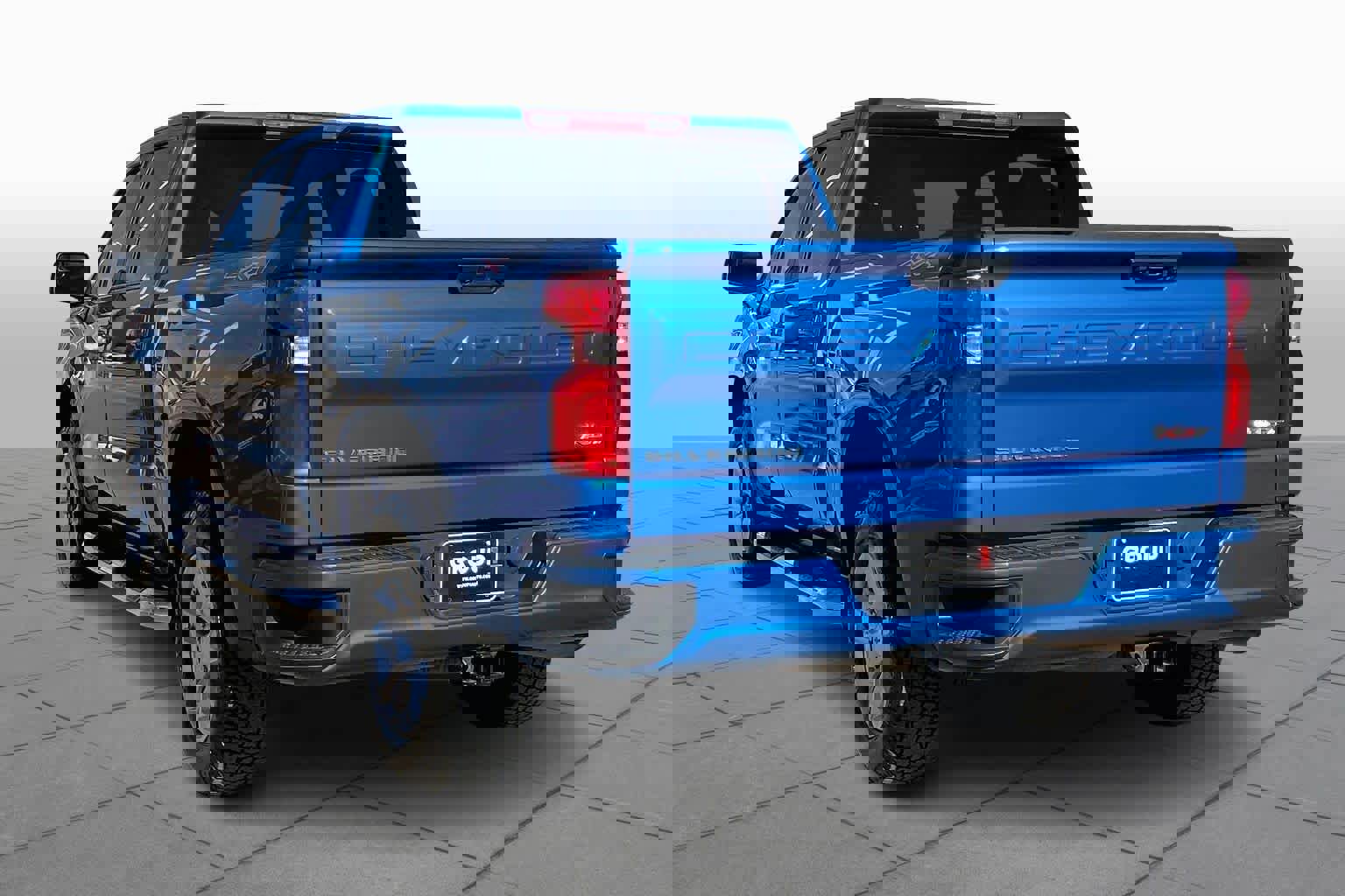 Used 2023 Chevrolet Silverado 1500 RST image 4