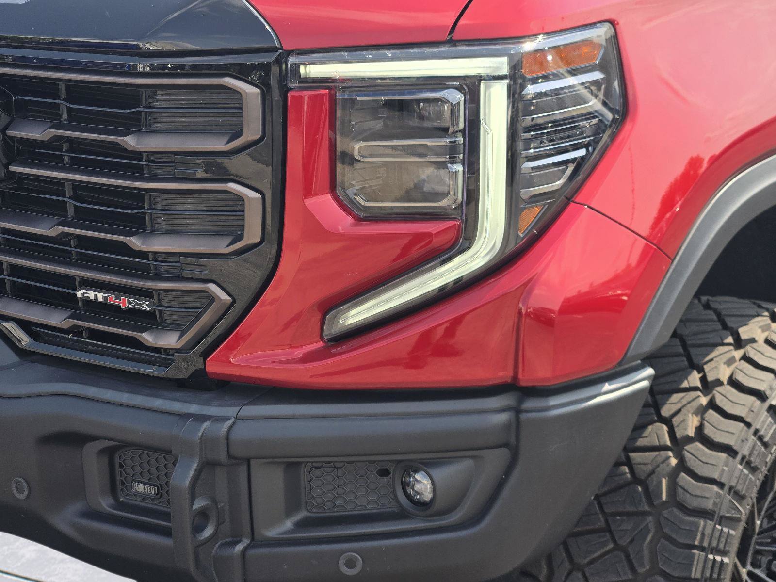 Used 2024 GMC Sierra 1500 AT4X AWD/4WD image 10