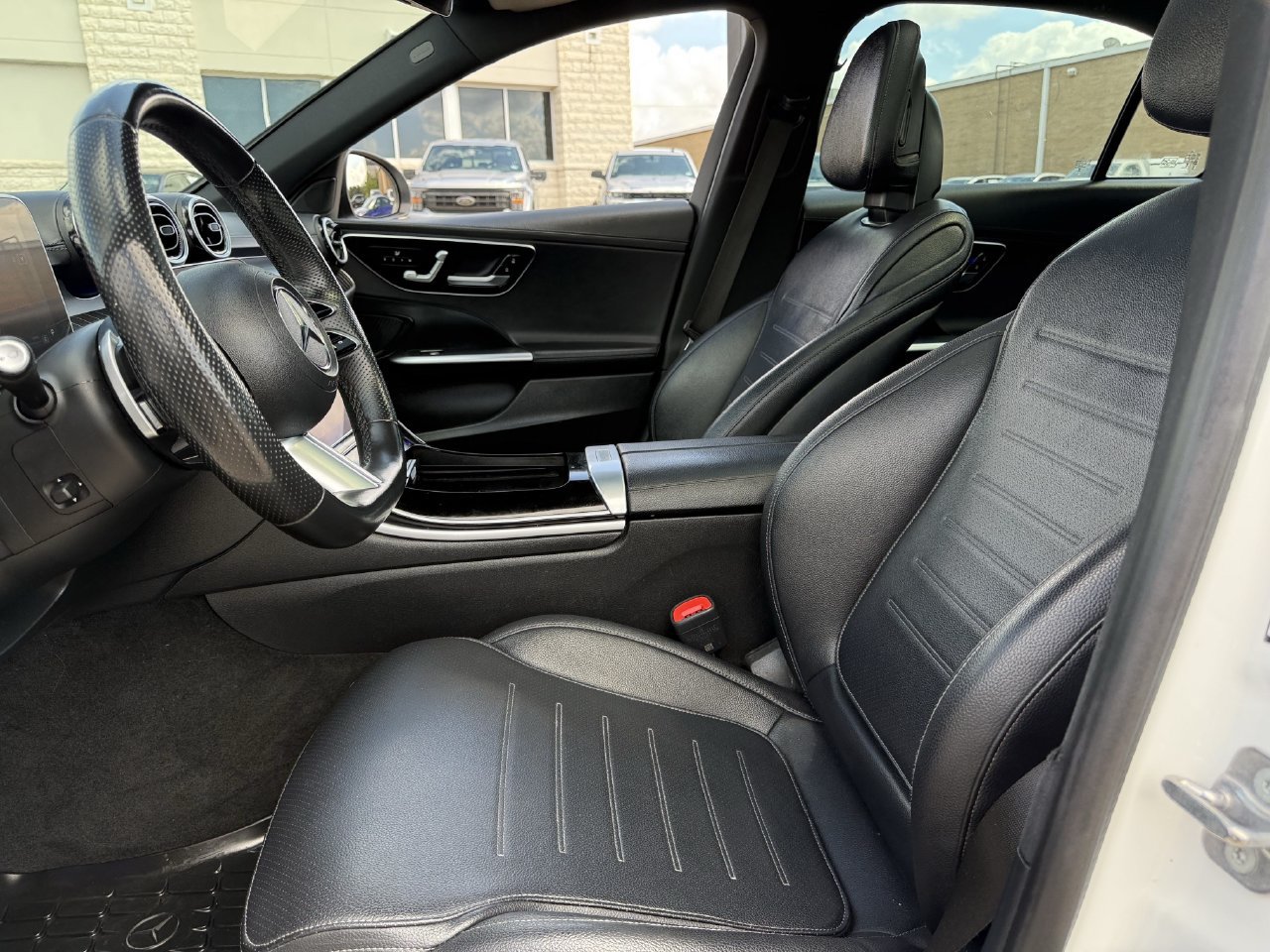 Used 2024 Mercedes-Benz C 300 Sedan image 23