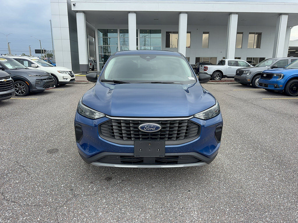 Certified 2023 Ford Escape Active AWD/4WD image 3