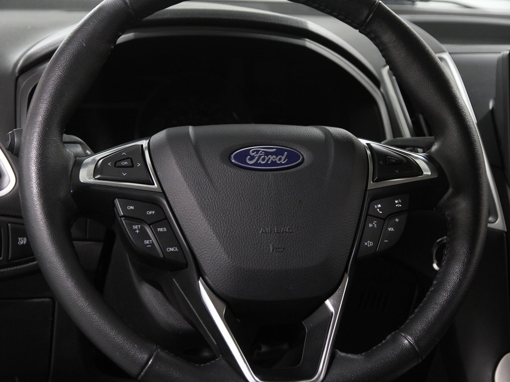 Certified 2024 Ford Edge SEL image 7