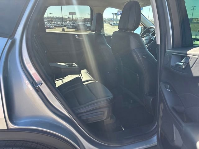 Certified 2022 Ford Escape SEL w/ Technology Package FWD image 11