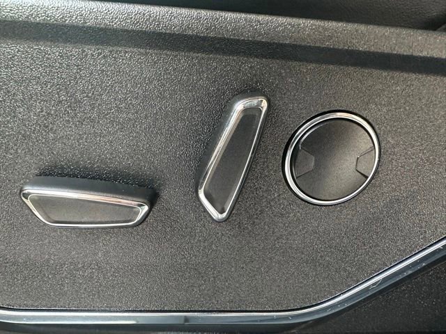 Certified 2023 Ford F150 Platinum image 31