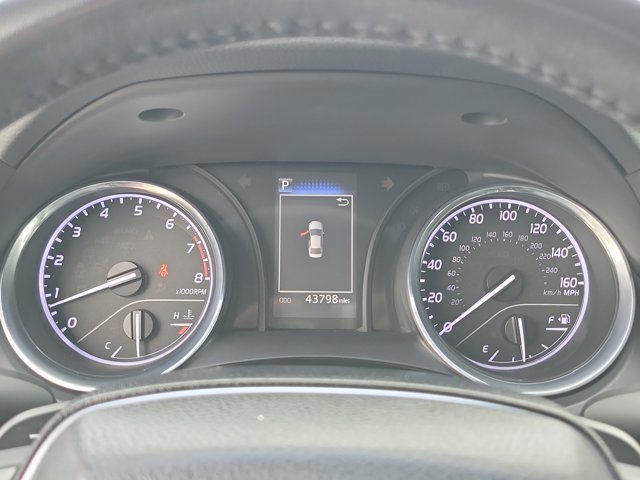 Used 2020 Toyota Camry SE FWD image 32