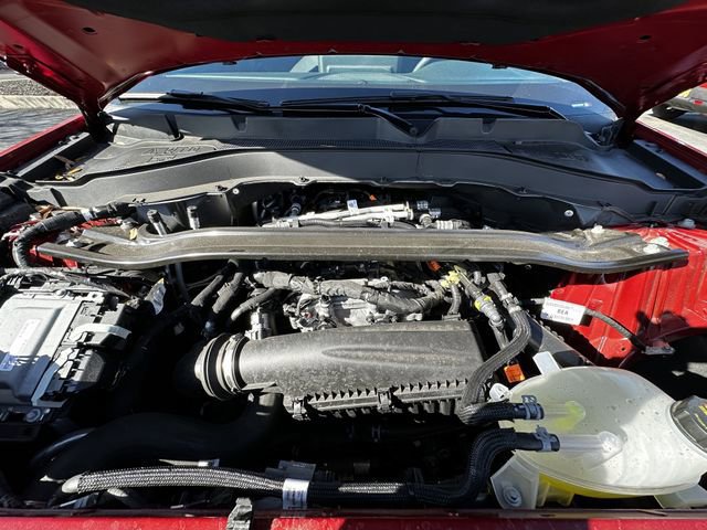 Certified 2025 Ford Explorer ST-Line w/ ST-Line Street Pack image 33